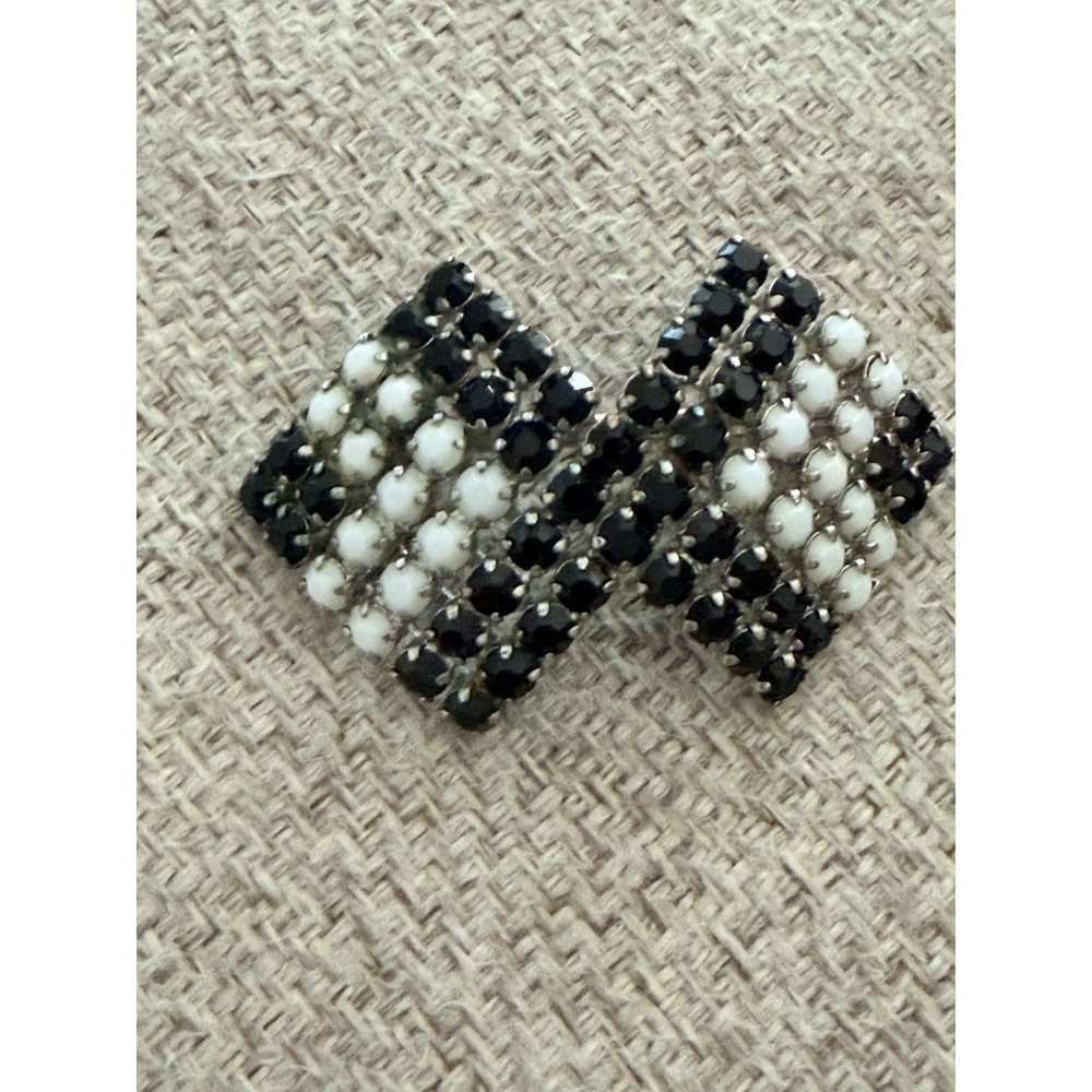 Vintage Black & White Rhinestone Bow‎ Brooch Silver Tone Mid Century Pin